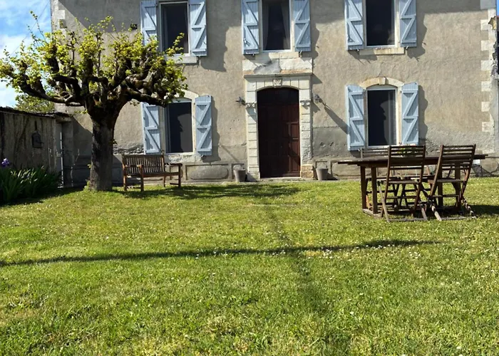 Maison Village Entre Pau Et Lourdes Hébergement de vacances Boeil-Bezing